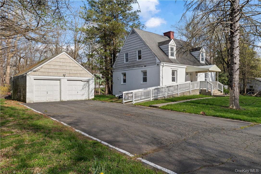 616 Chestnut Ridge Road, Chestnut Ridge, NY 10977