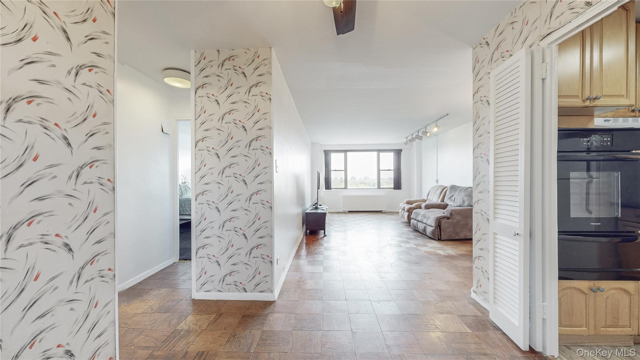 61-20 Grand Central Parkway # A704, Forest Hills, NY 11375