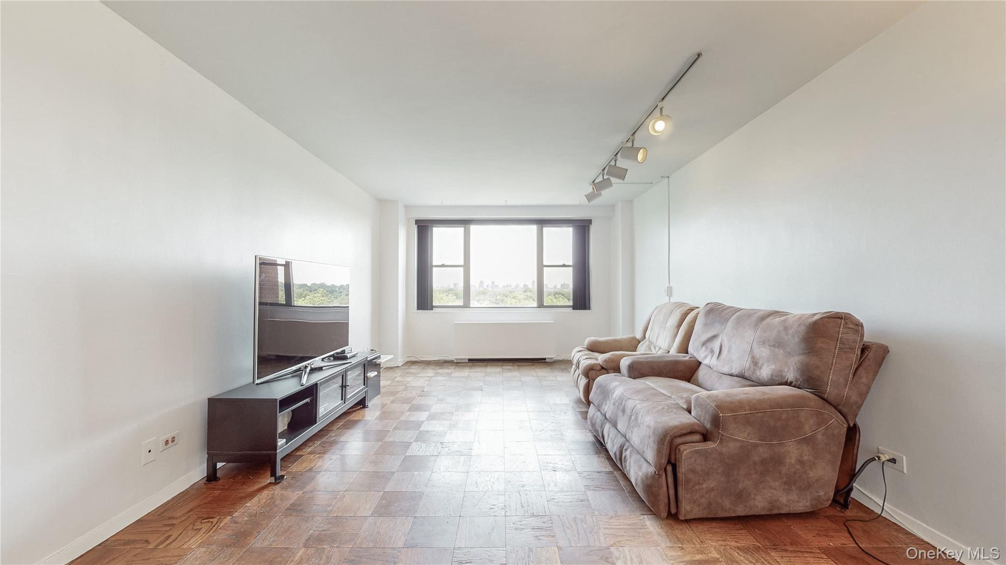 61-20 Grand Central Parkway # A704, Forest Hills, NY 11375