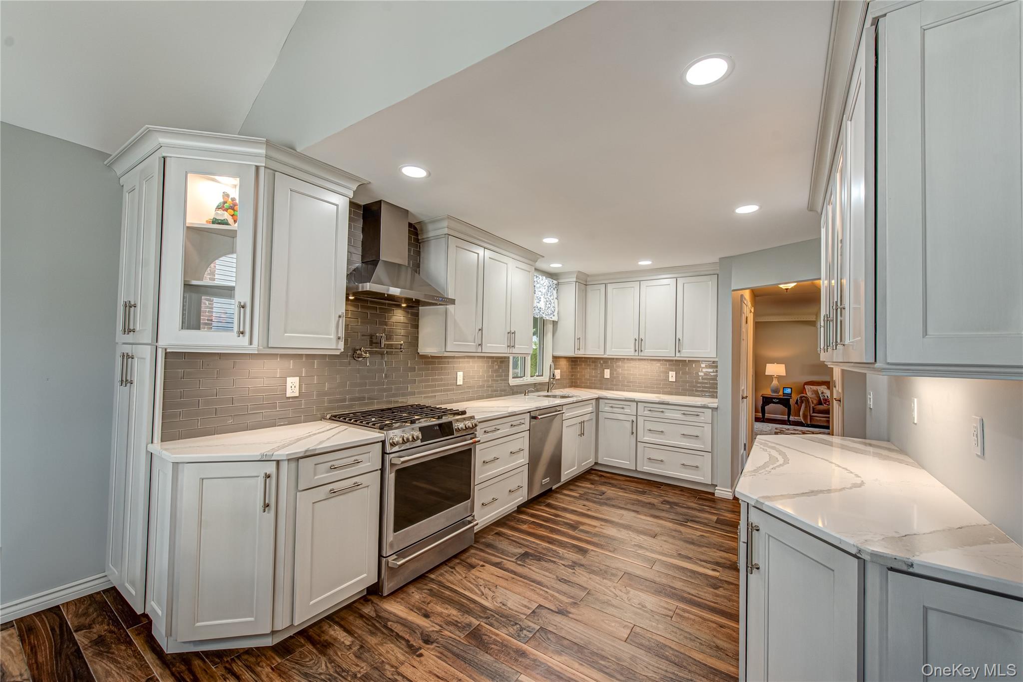 157 W 19th Street, Deer Park, NY 11729