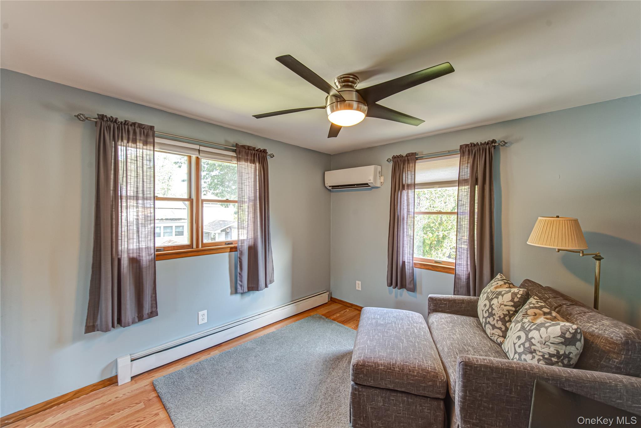 157 W 19th Street, Deer Park, NY 11729