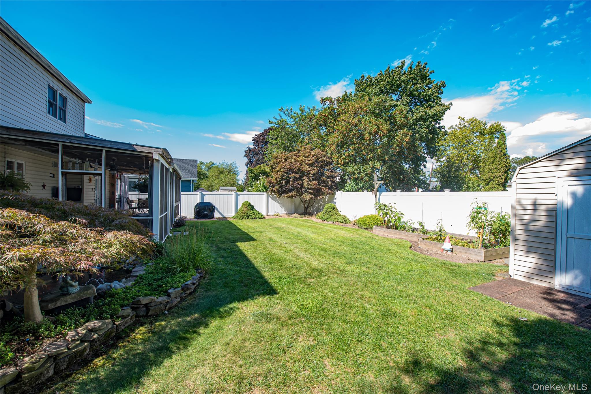 157 W 19th Street, Deer Park, NY 11729