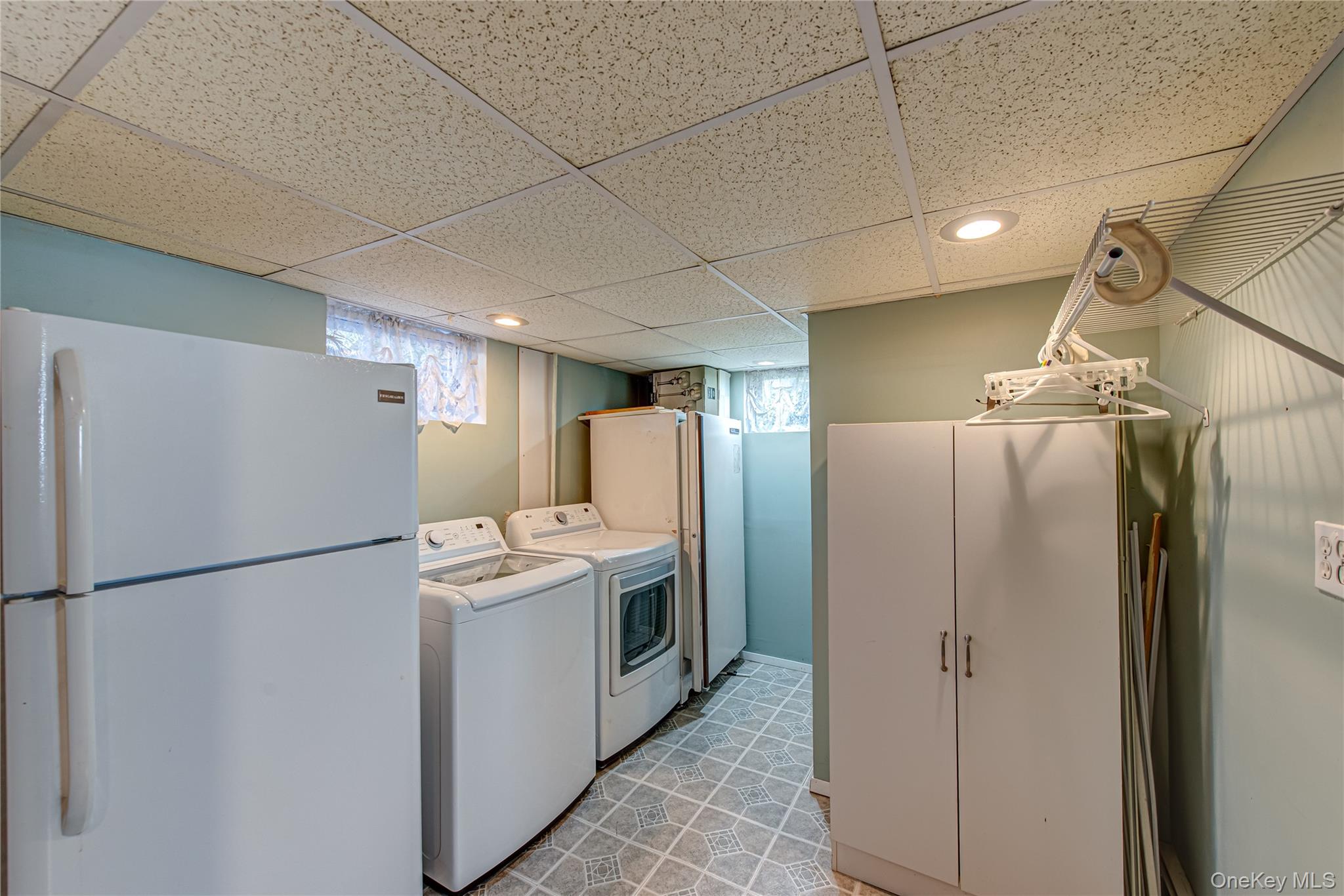 157 W 19th Street, Deer Park, NY 11729