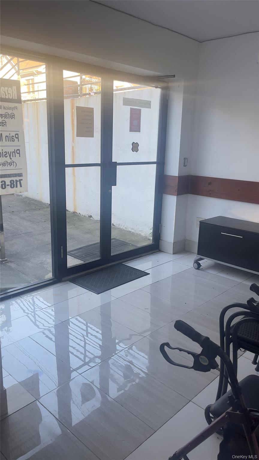 85-14 168th Street, Jamaica Hills, NY 11432