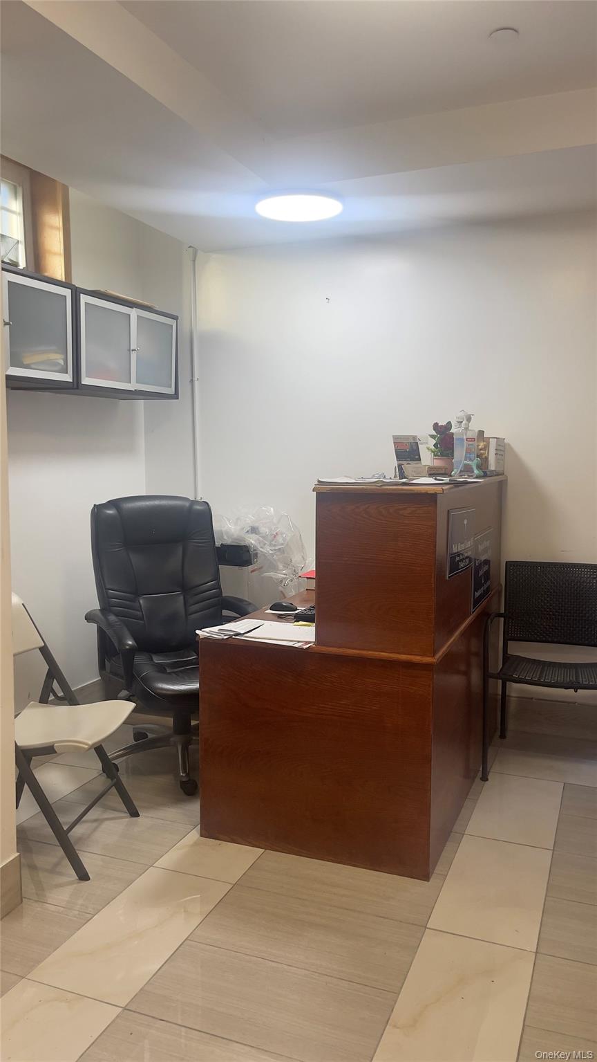 85-14 168th Street, Jamaica Hills, NY 11432