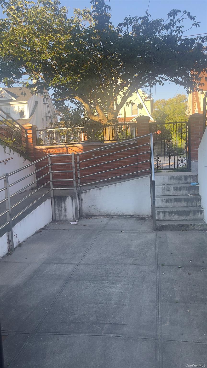 85-14 168th Street, Jamaica Hills, NY 11432