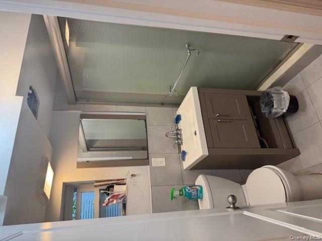 841 E 226th Street, Bronx, NY 10466