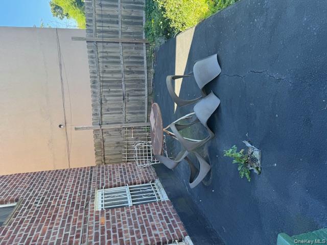 841 E 226th Street, Bronx, NY 10466