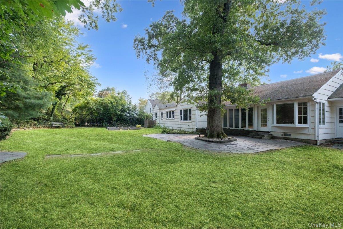 429 Grand Boulevard, Scarsdale, NY 10583