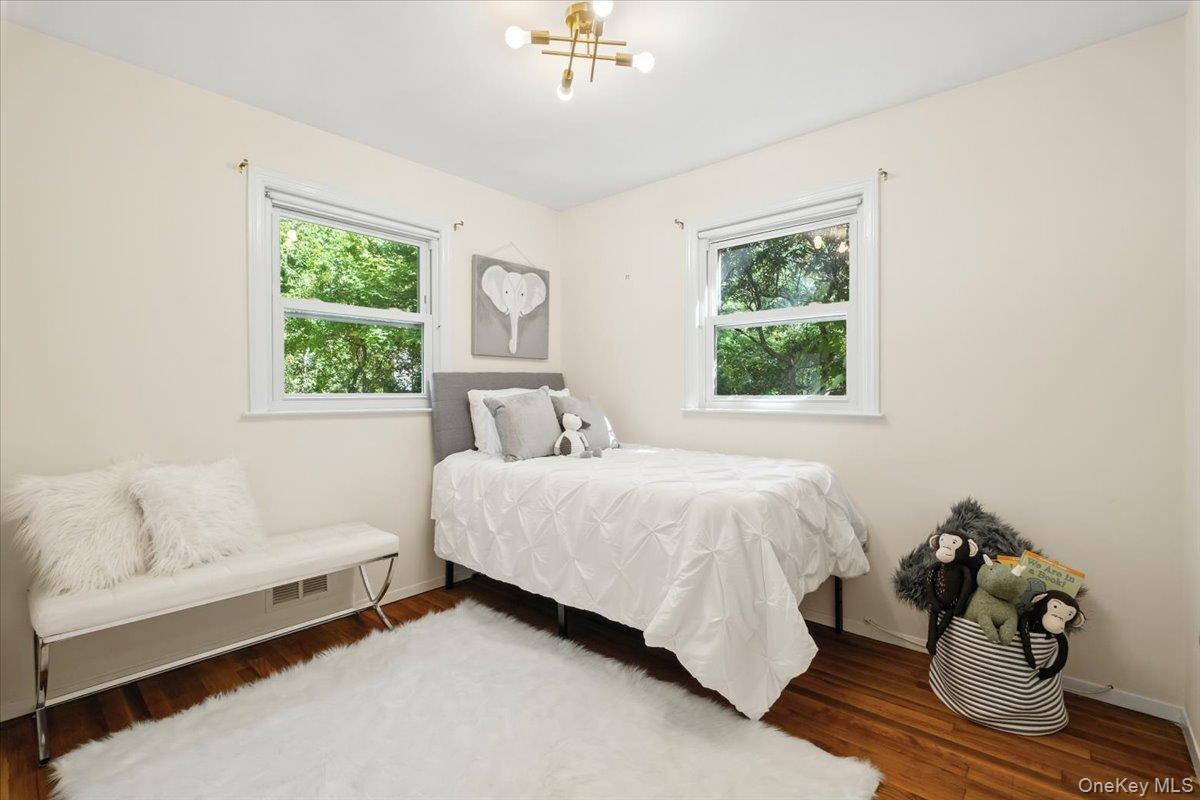 429 Grand Boulevard, Scarsdale, NY 10583