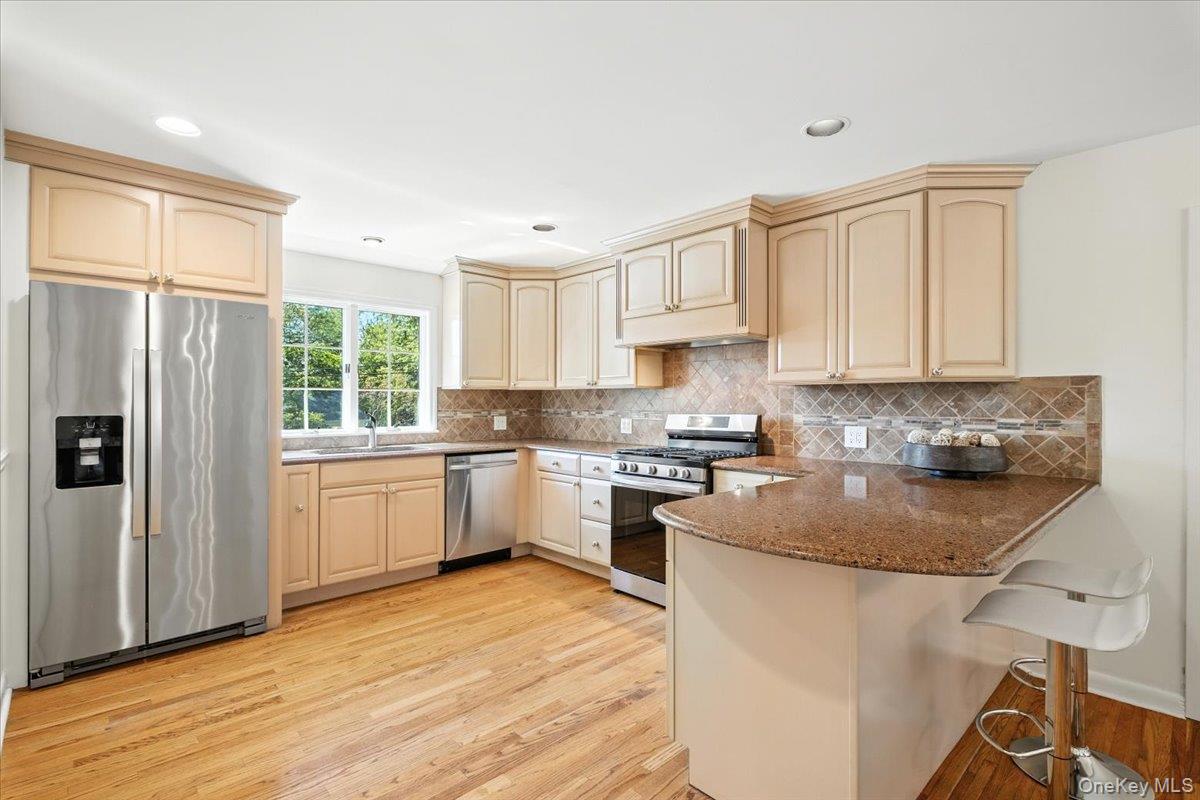 429 Grand Boulevard, Scarsdale, NY 10583