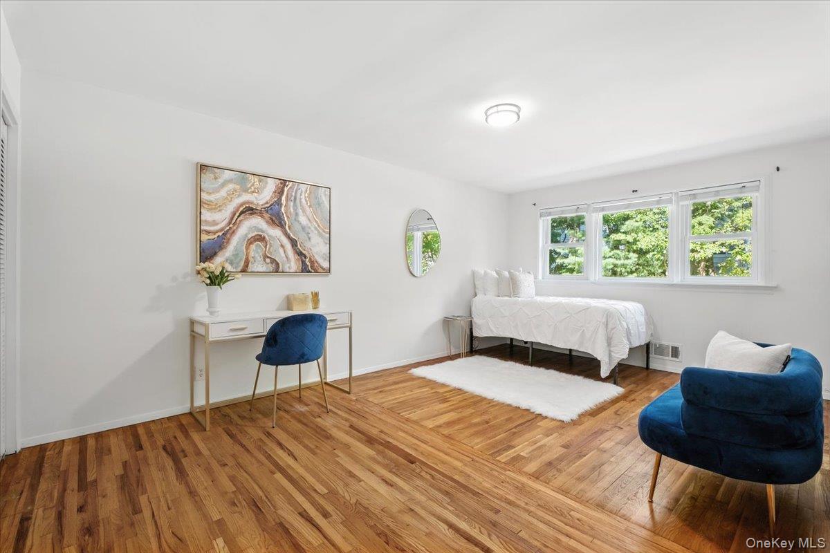 429 Grand Boulevard, Scarsdale, NY 10583