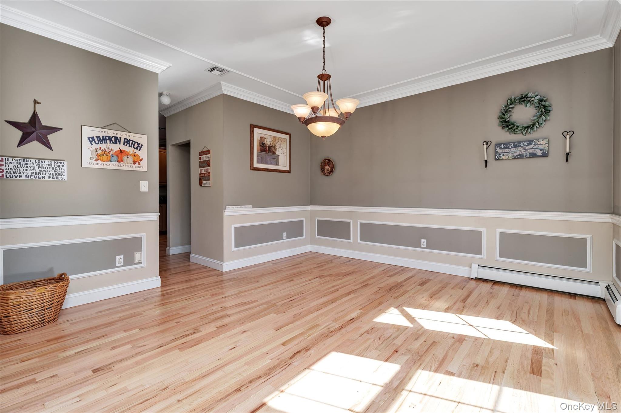 2 Derby Court, Aquebogue, NY 11931