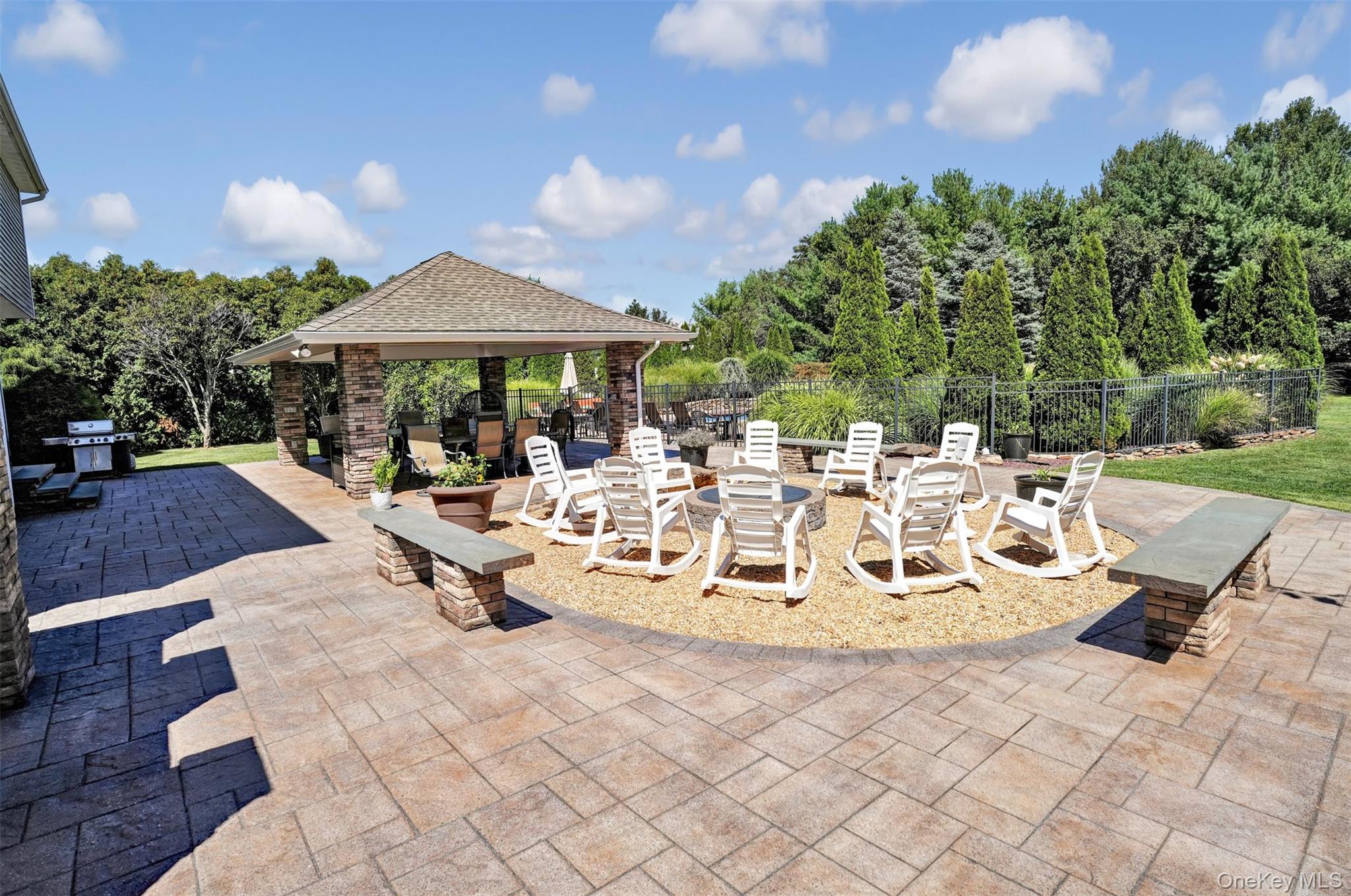 2 Derby Court, Aquebogue, NY 11931