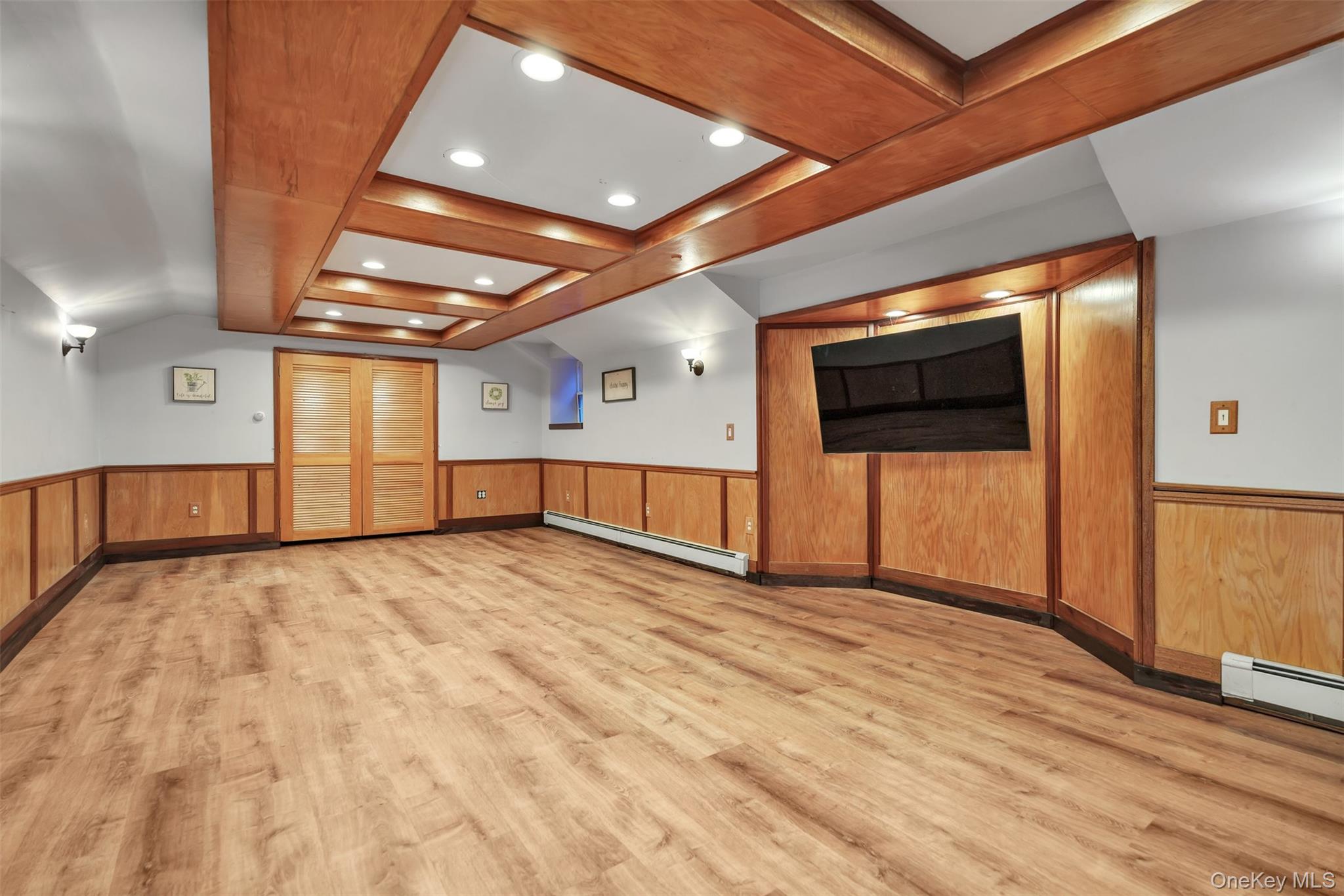 2 Derby Court, Aquebogue, NY 11931