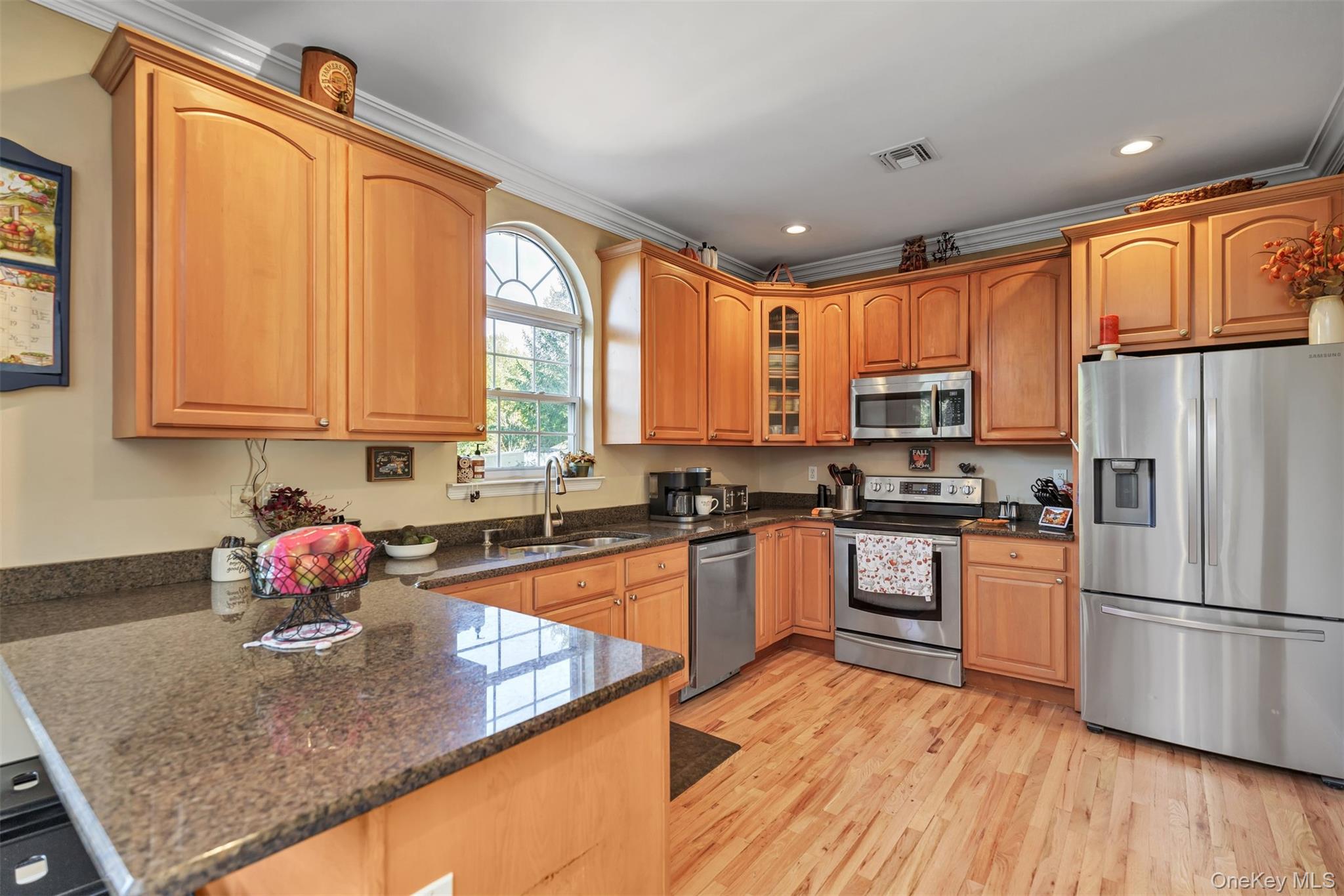 2 Derby Court, Aquebogue, NY 11931