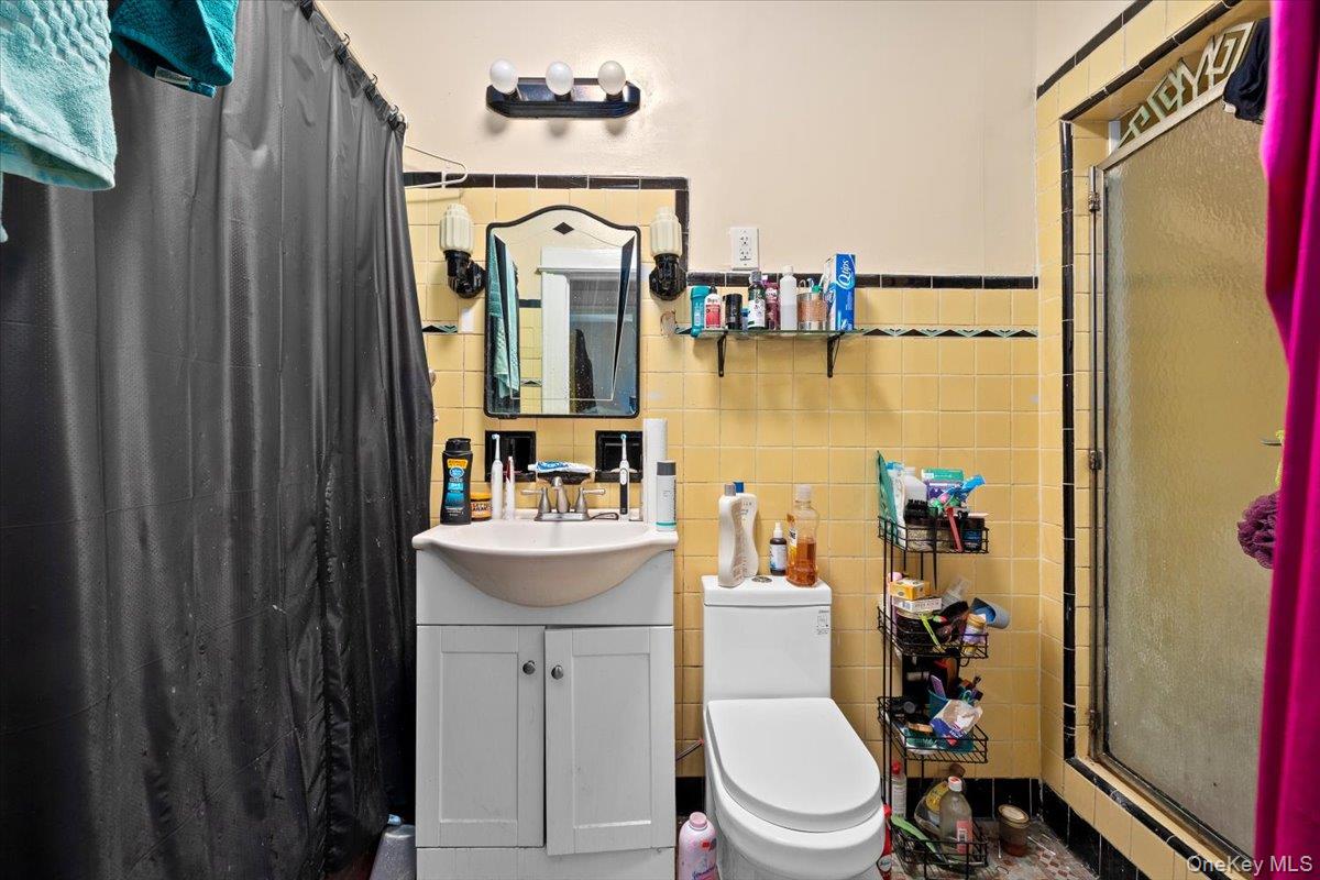 515 E 26th Street, Brooklyn, NY 11210