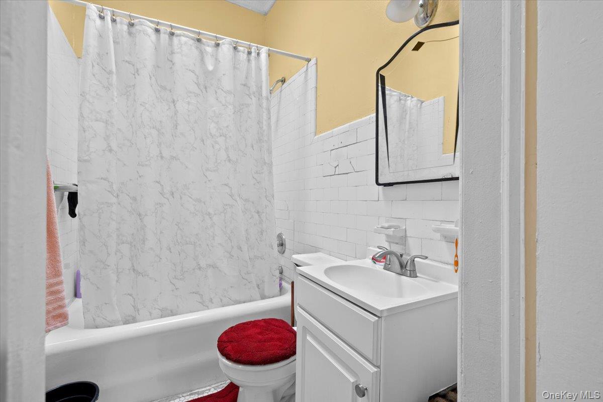 515 E 26th Street, Brooklyn, NY 11210