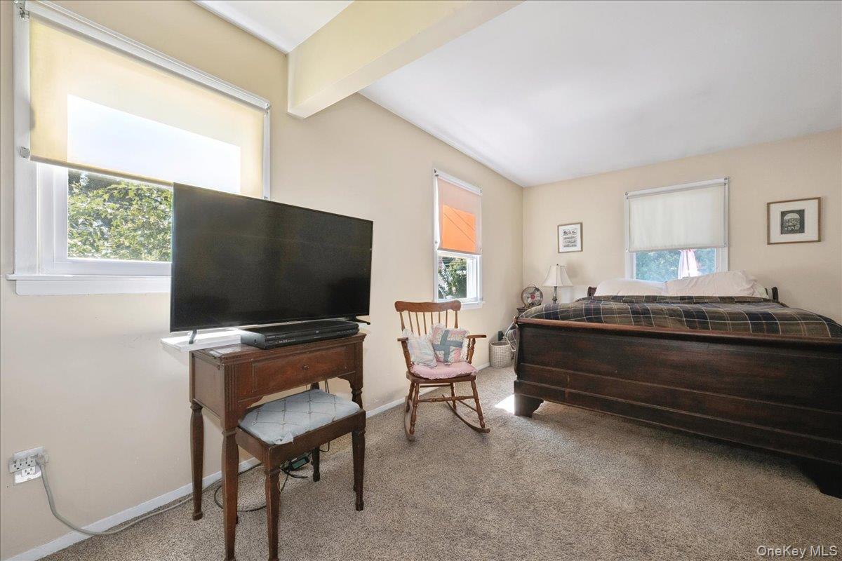 3980 Kingsberry Road, Seaford, NY 11783