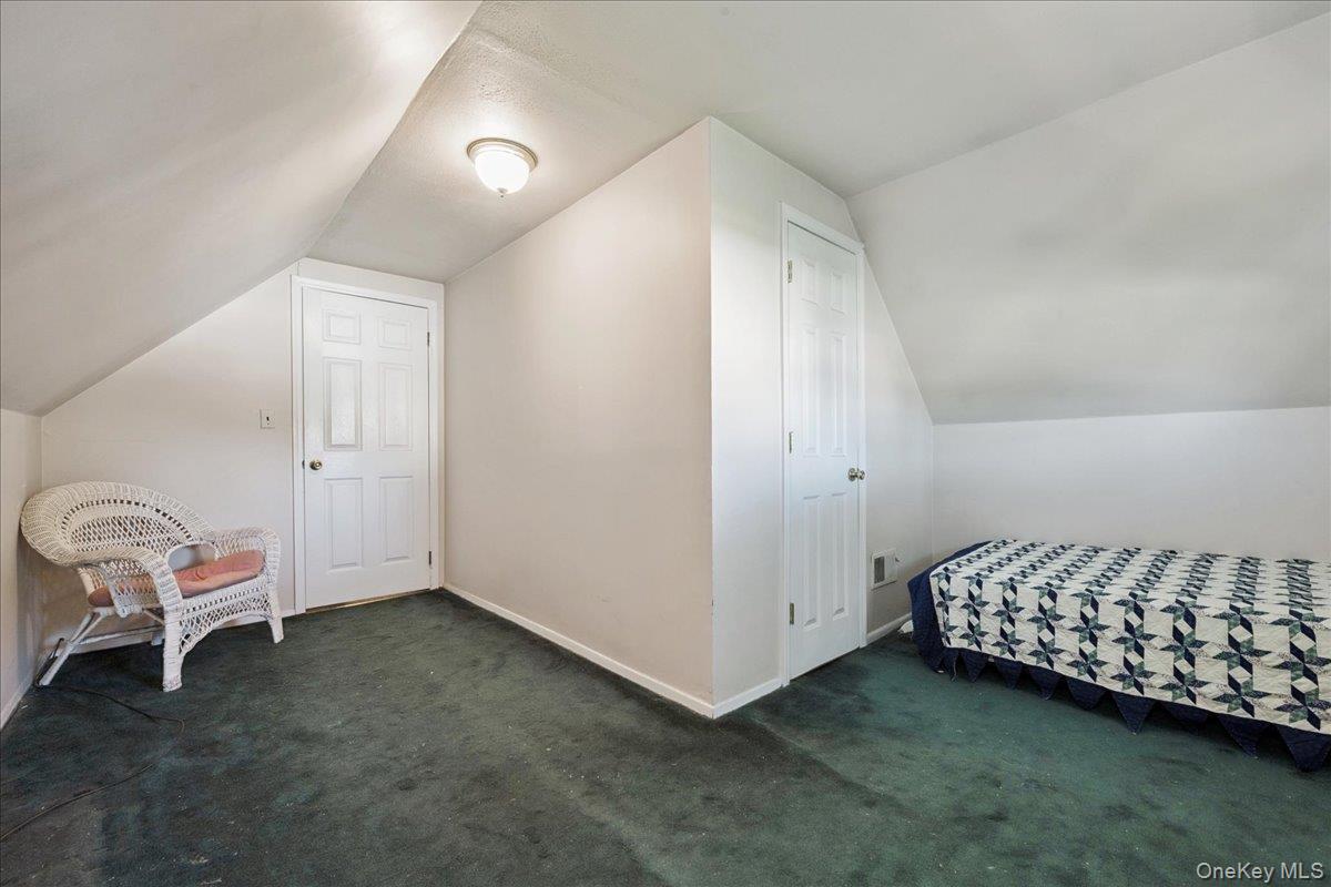 3980 Kingsberry Road, Seaford, NY 11783