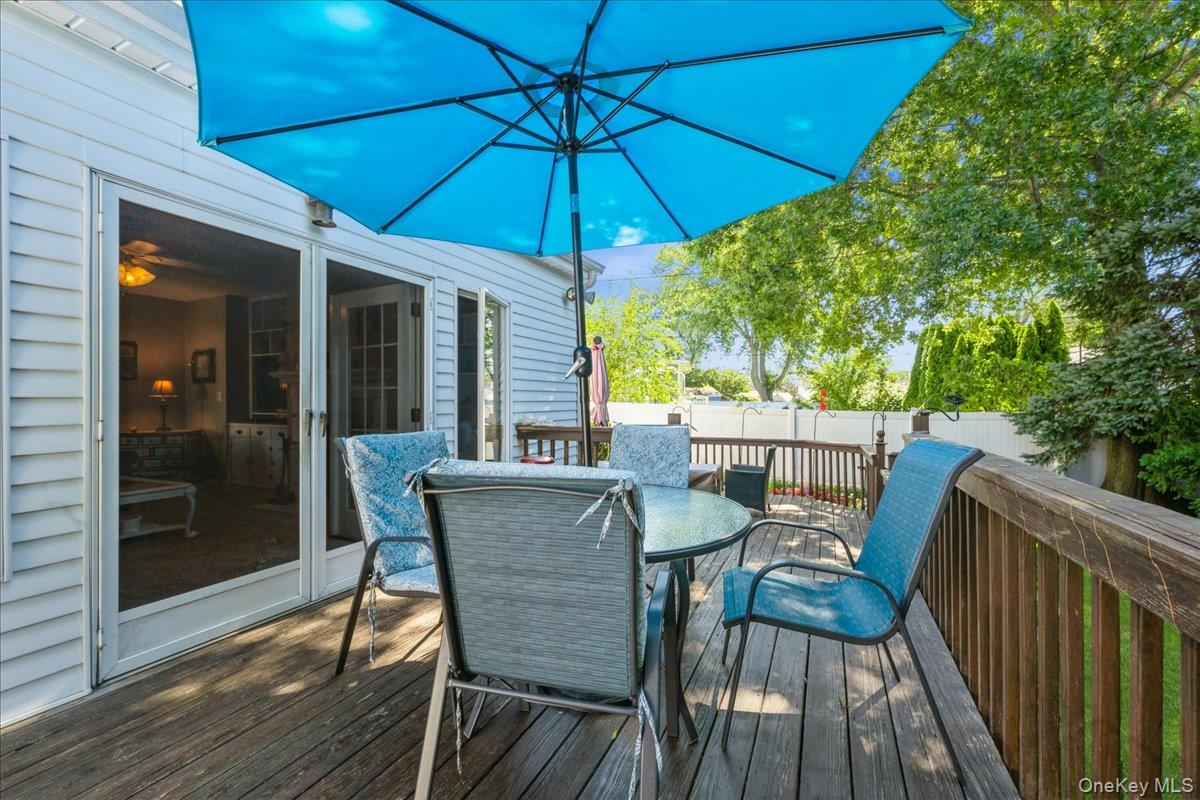 3980 Kingsberry Road, Seaford, NY 11783