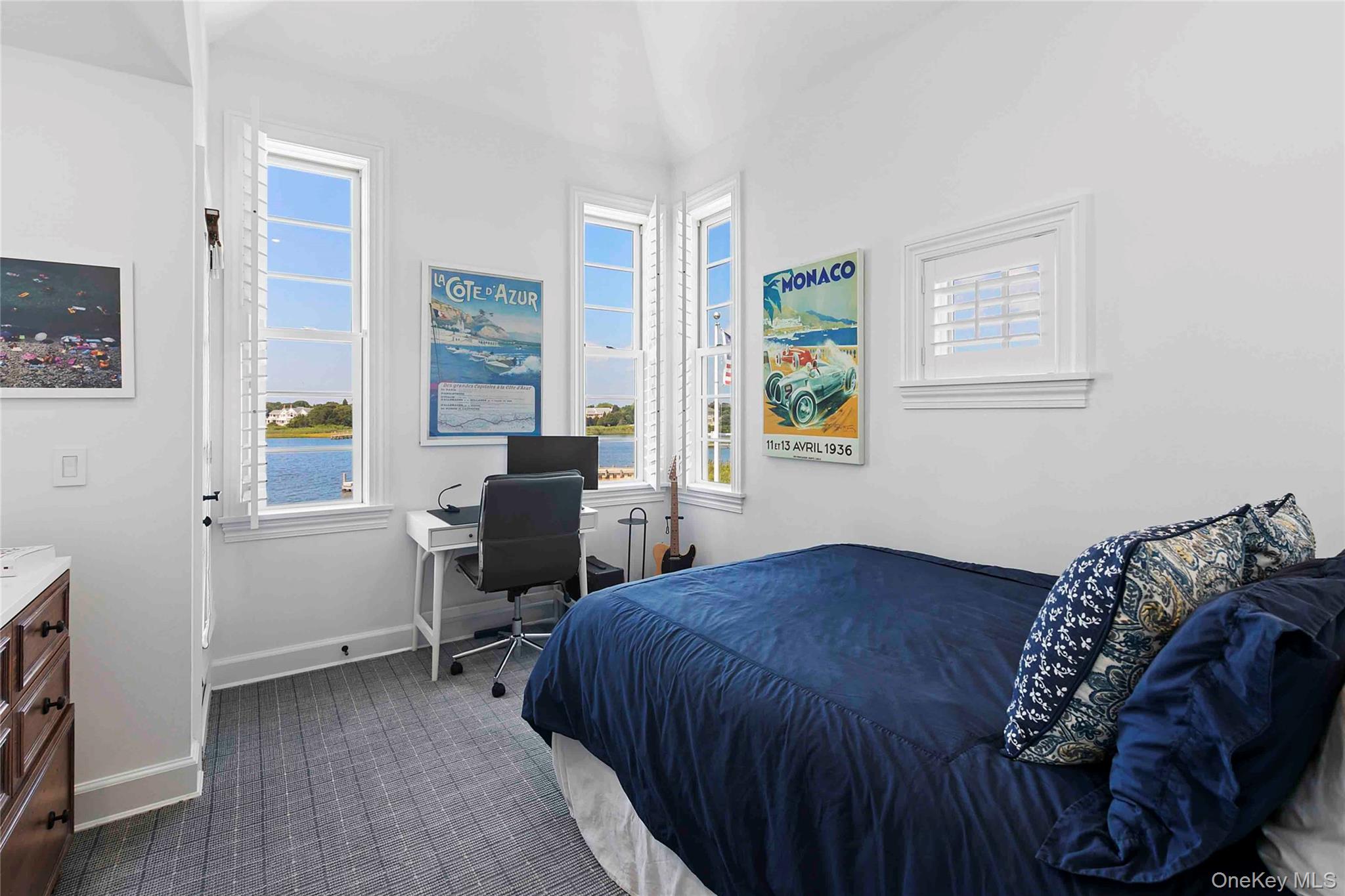 69 Shore Road, Westhampton, NY 11977