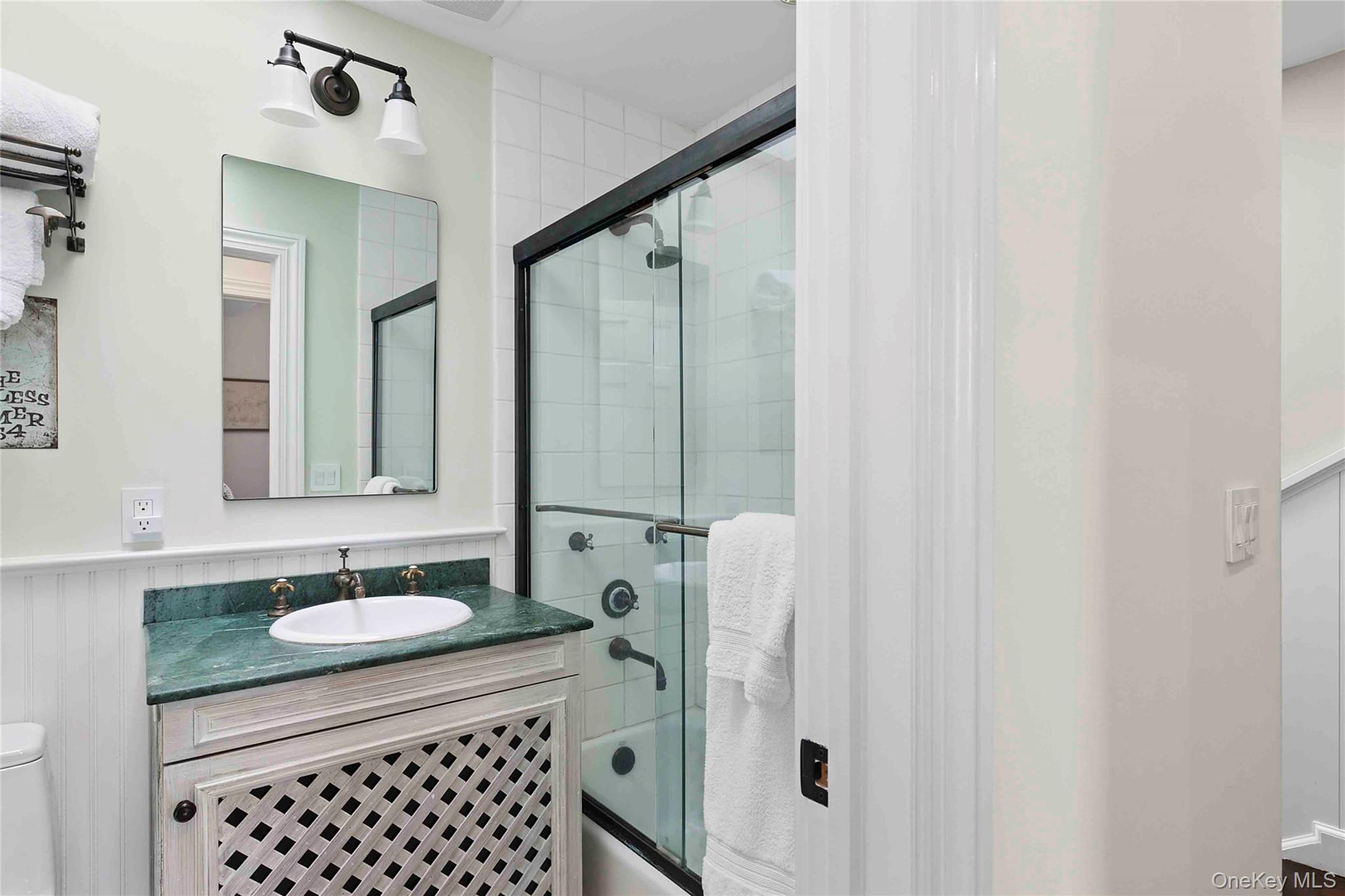 69 Shore Road, Westhampton, NY 11977