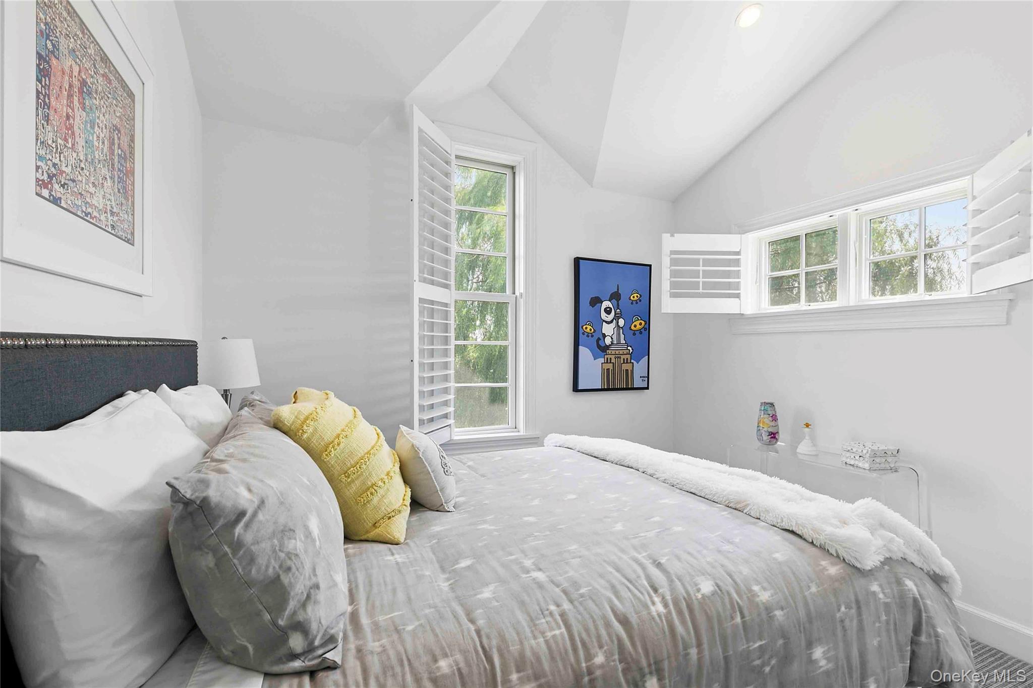 69 Shore Road, Westhampton, NY 11977