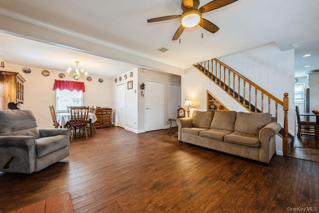 44 Rock Lane, Levittown, NY 11756