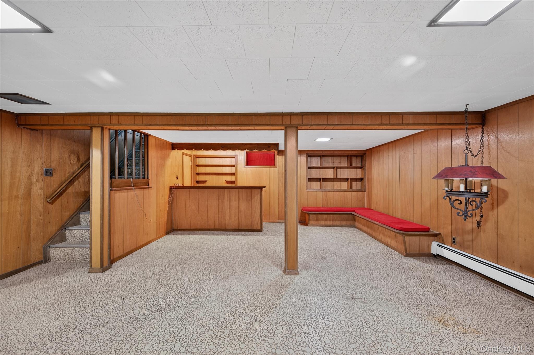 4 King Street, Glenwood Landing, NY 11547