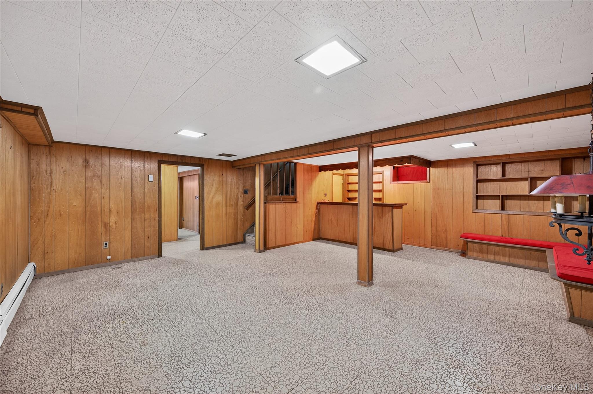 4 King Street, Glenwood Landing, NY 11547