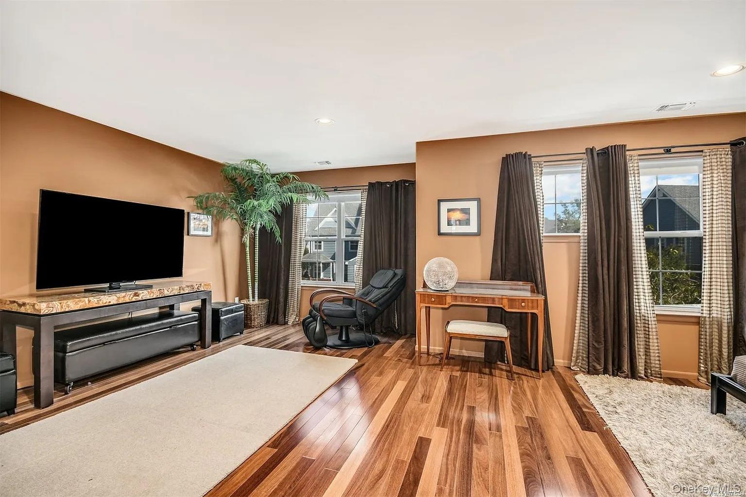 52 Fairlawn Drive, Central Islip, NY 11722