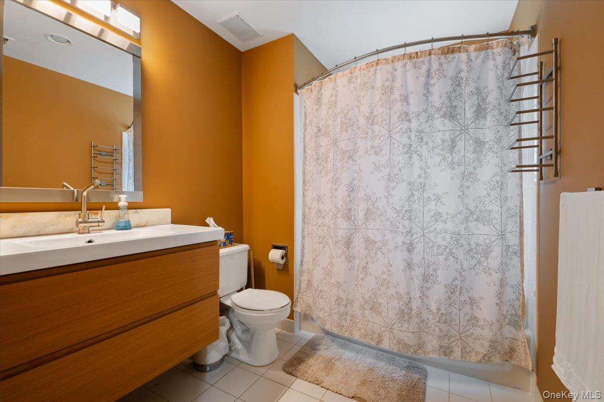 52 Fairlawn Drive, Central Islip, NY 11722