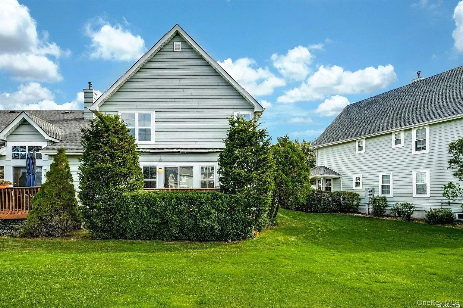 52 Fairlawn Drive, Central Islip, NY 11722