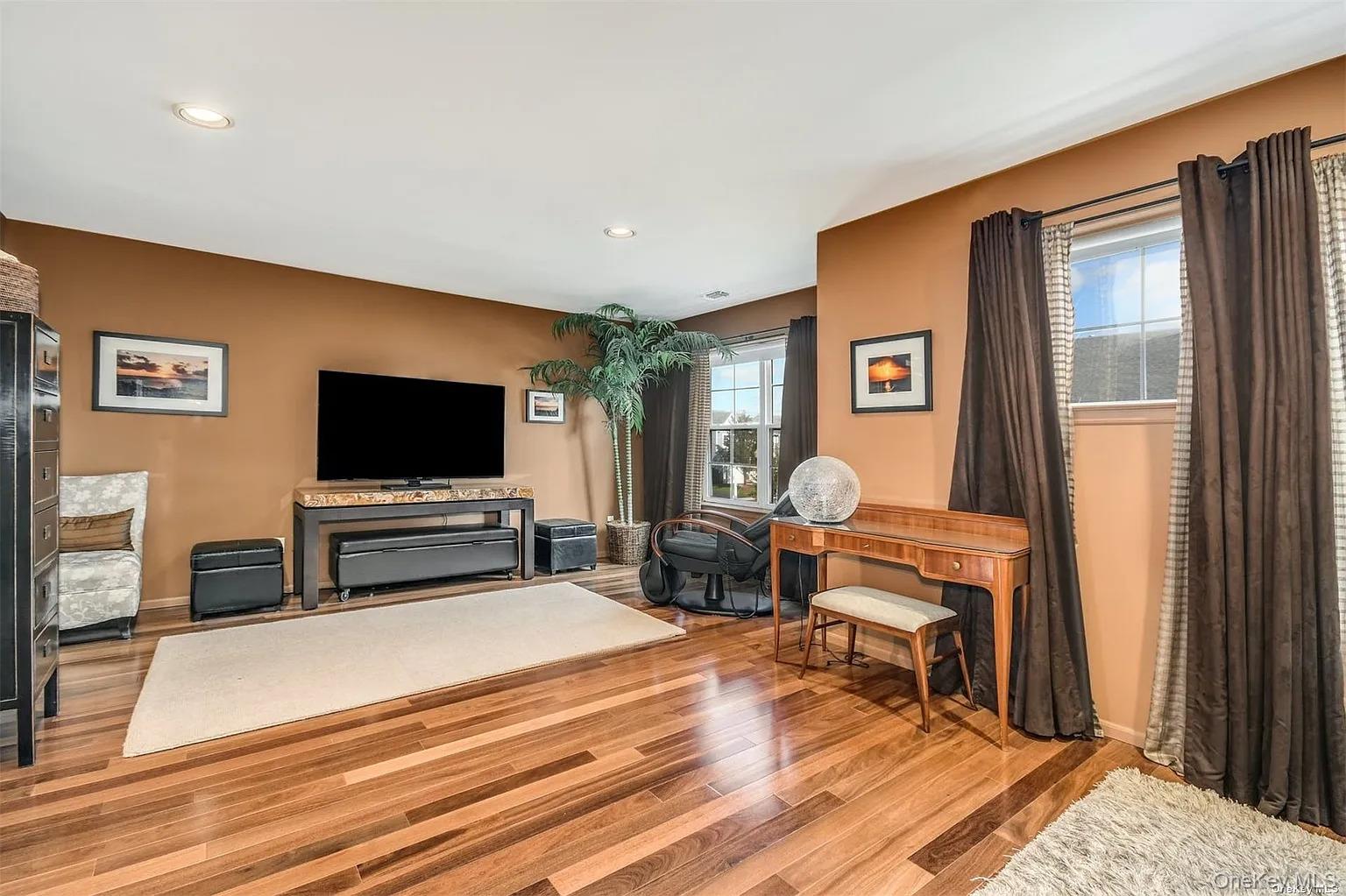 52 Fairlawn Drive, Central Islip, NY 11722