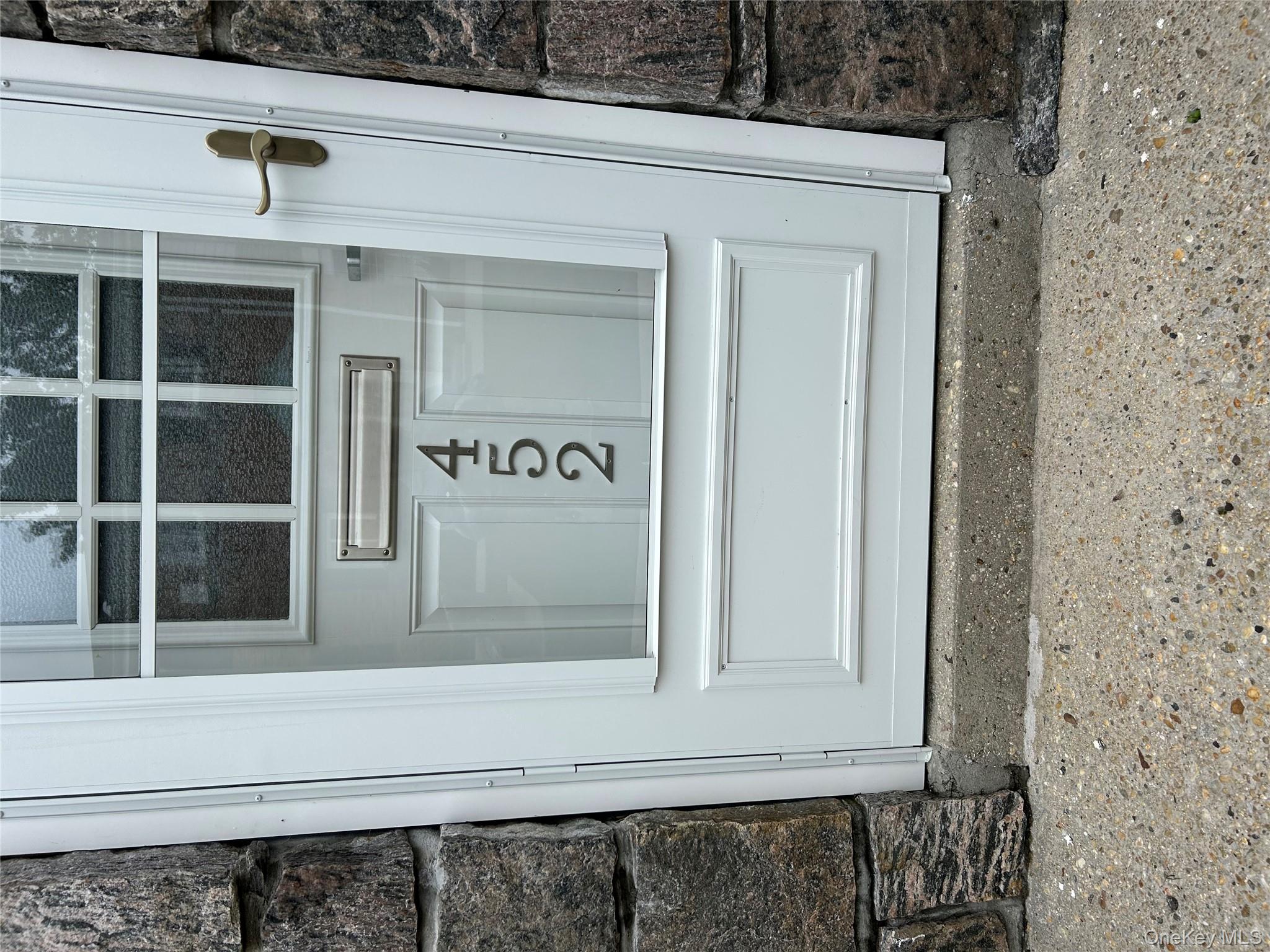 452 Dawson Lane, Jericho, NY 11753