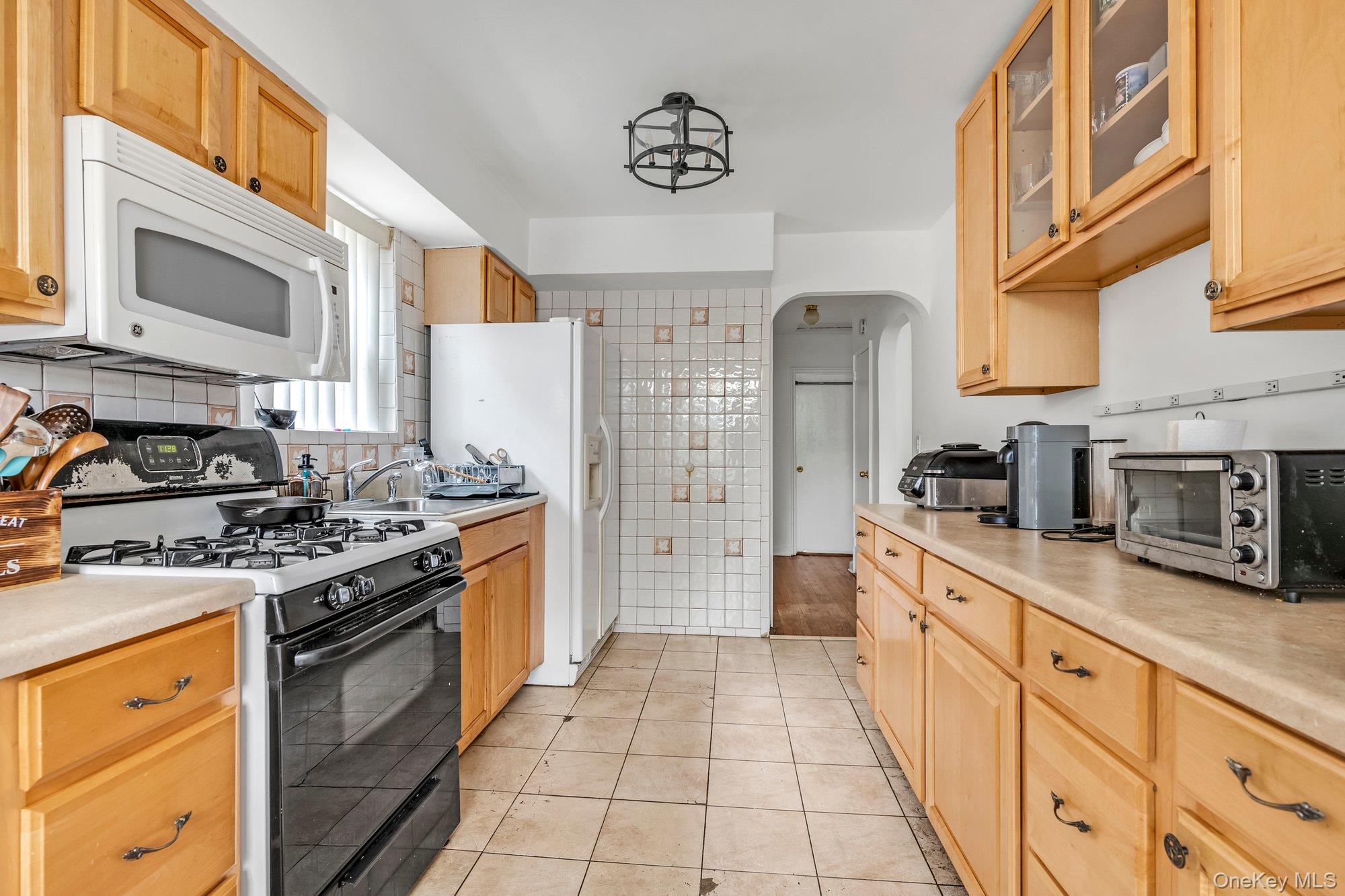 2711 Young Avenue, Bronx, NY 10469