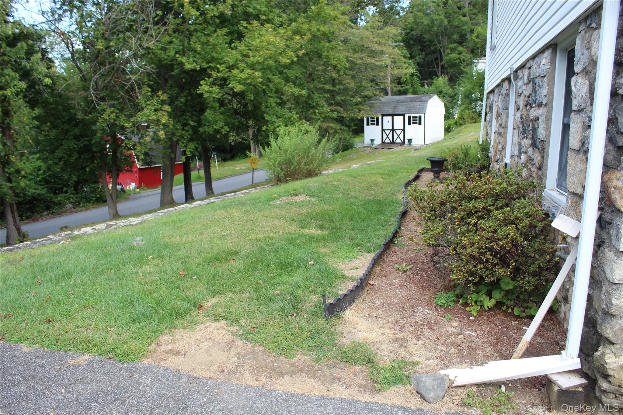 20 Greenwood Drive, Lincolndale, NY 10541