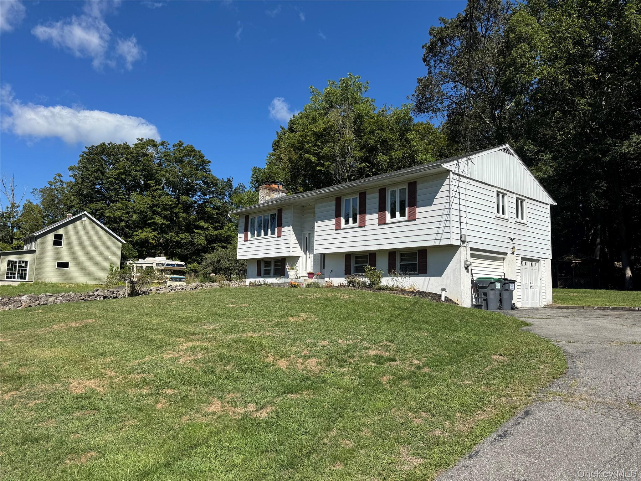 408 County Route 22, Middletown, NY 10940