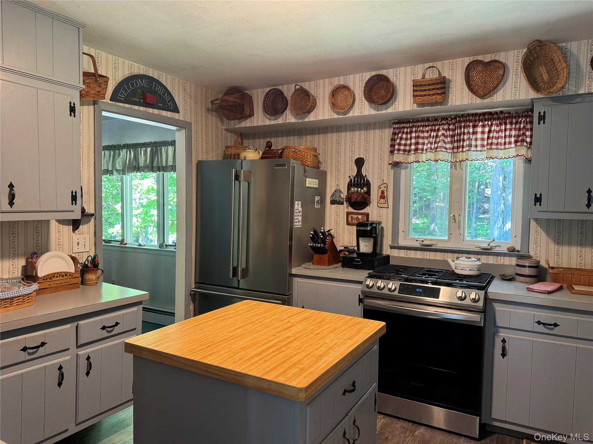 408 County Route 22, Middletown, NY 10940