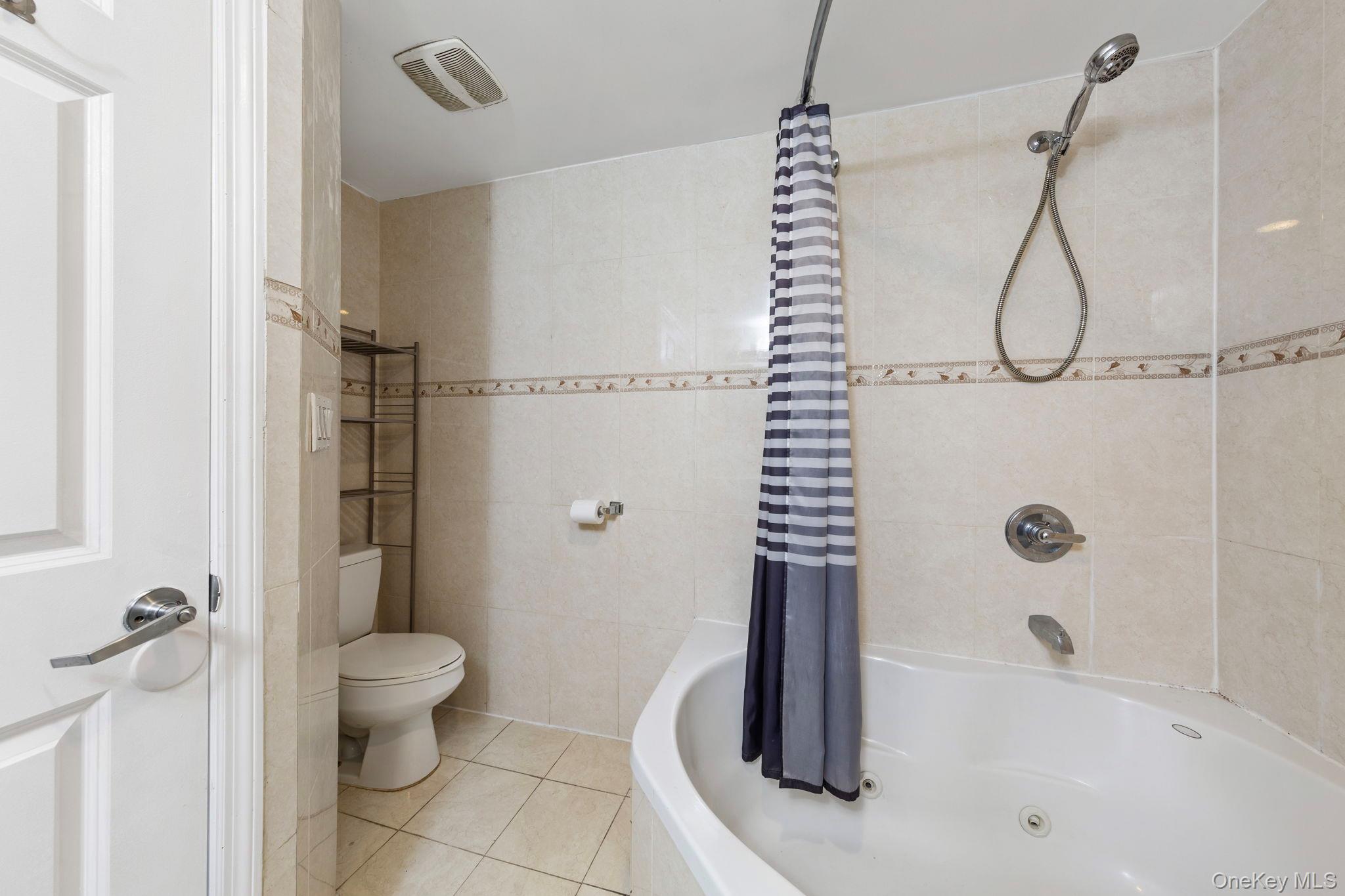 37-20 Prince Street # PHA, Flushing, NY 11354