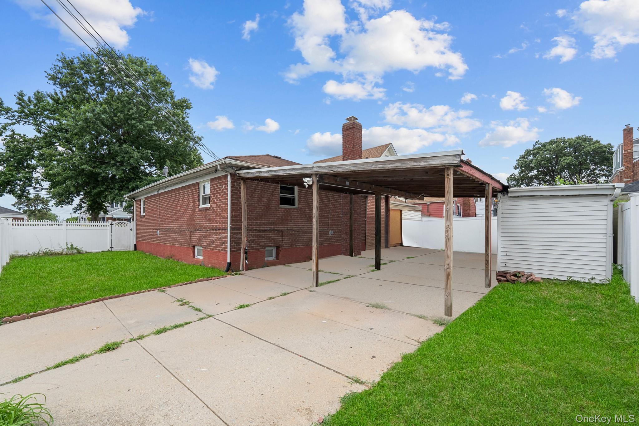 222-15 145 Avenue, Springfield Gardens, NY 11413