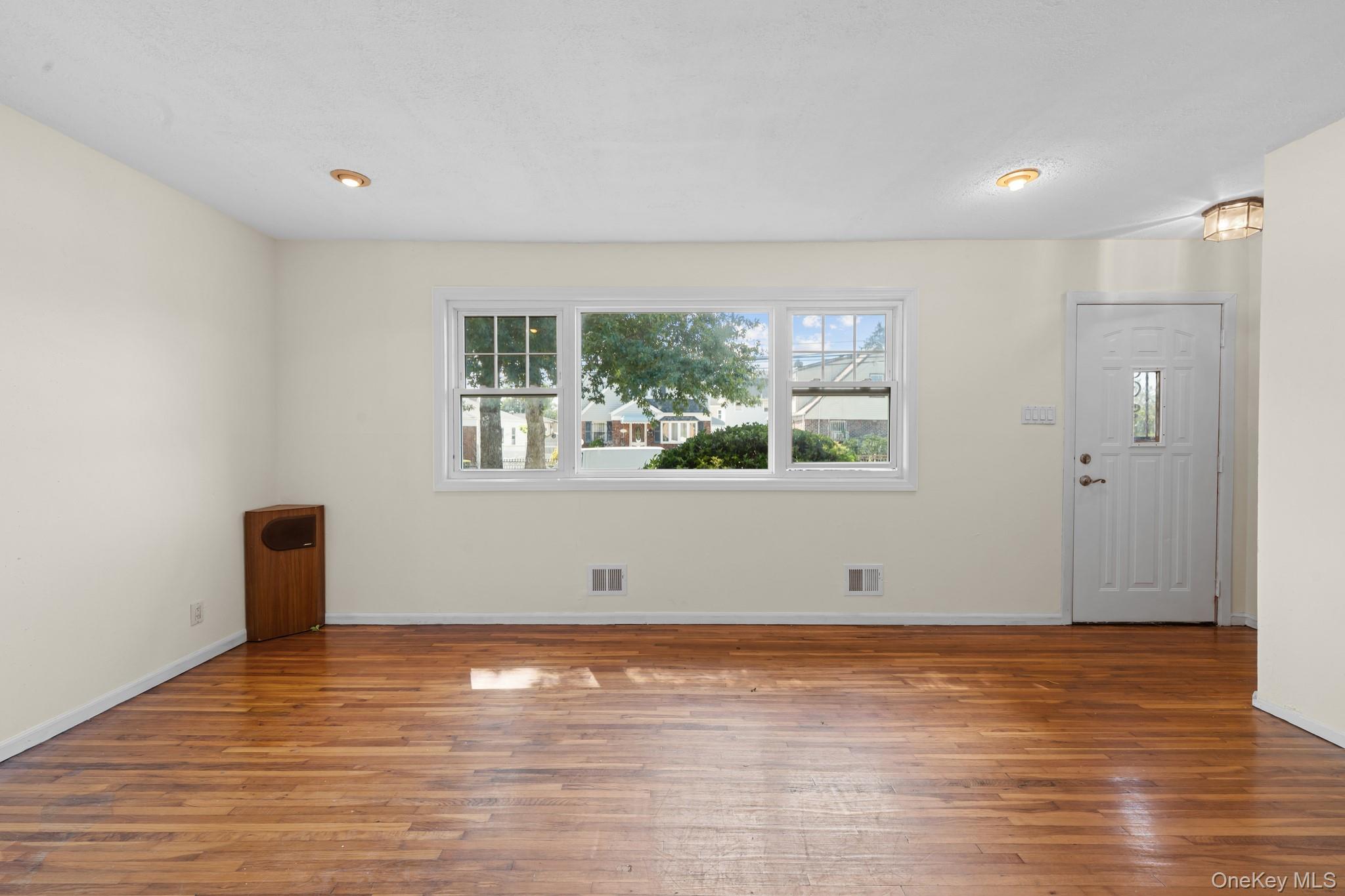 222-15 145 Avenue, Springfield Gardens, NY 11413