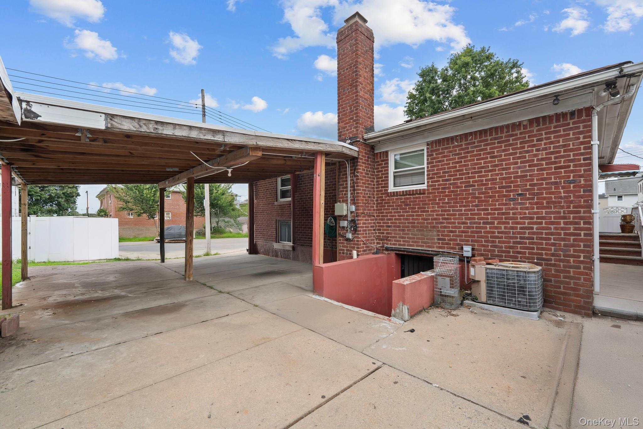 222-15 145 Avenue, Springfield Gardens, NY 11413