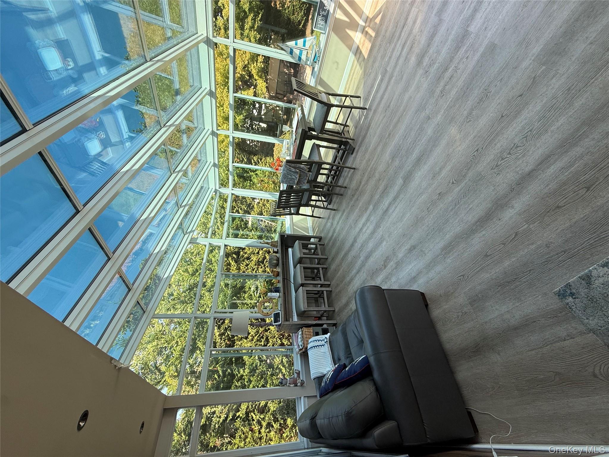 5 Evans Place, Bay Shore, NY 11706