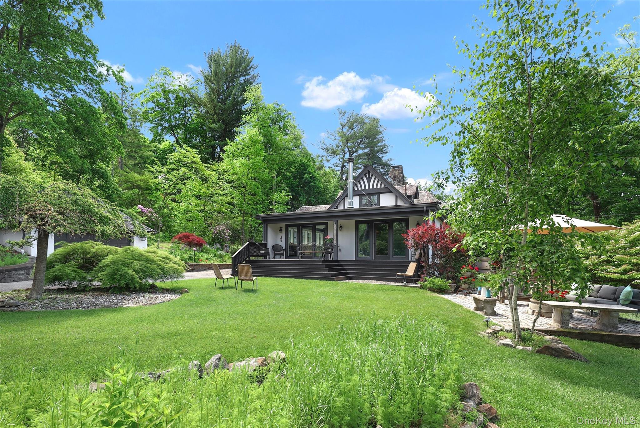 3 Holbrook Road, Briarcliff Manor, NY 10510