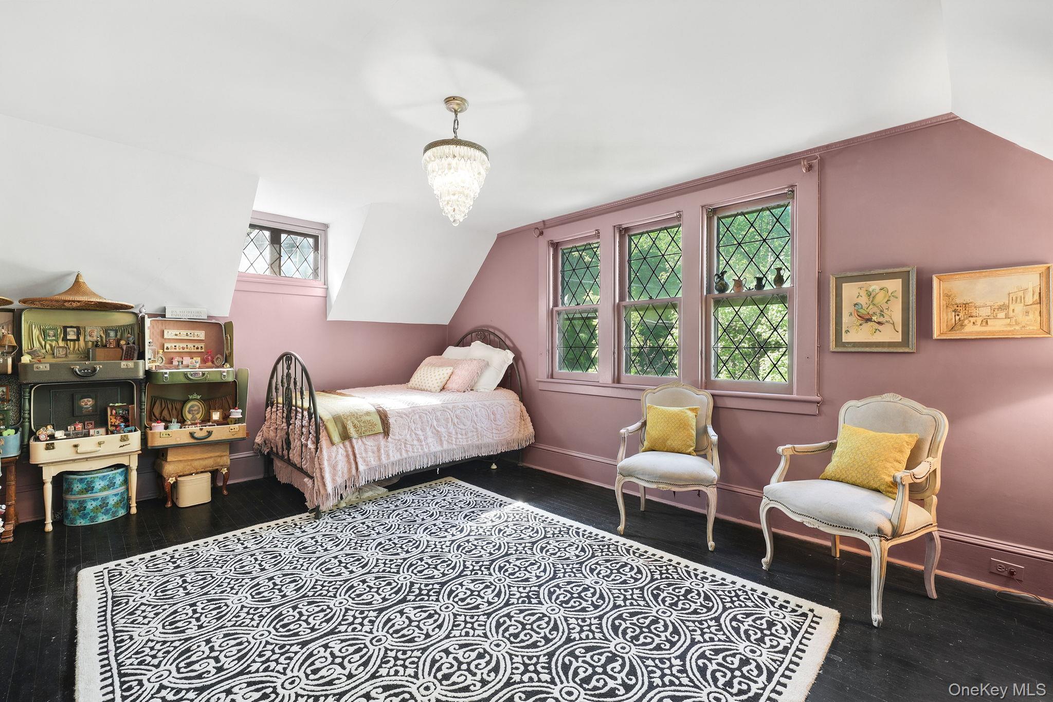 3 Holbrook Road, Briarcliff Manor, NY 10510