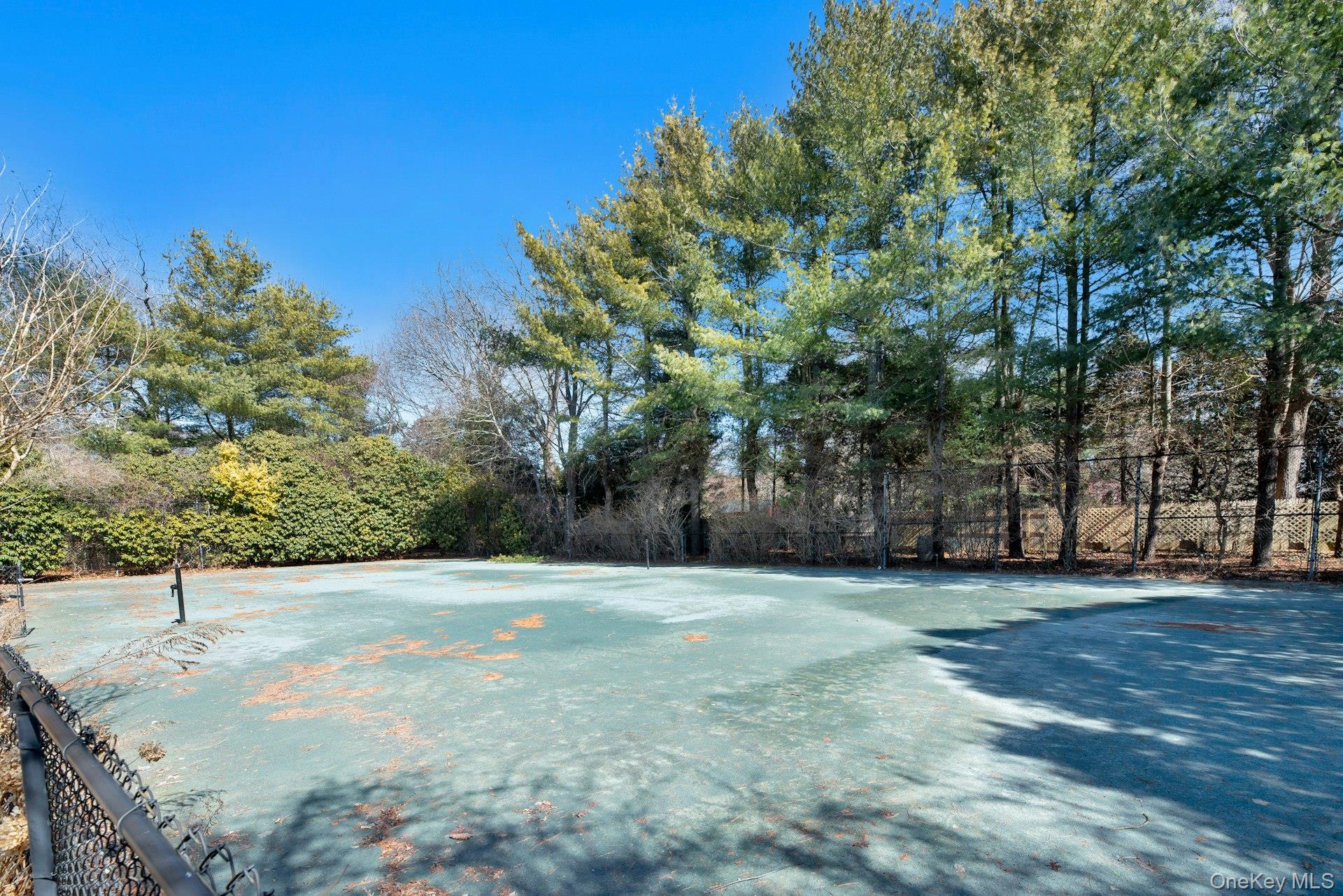 94 S Country Road, Remsenburg, NY 11960