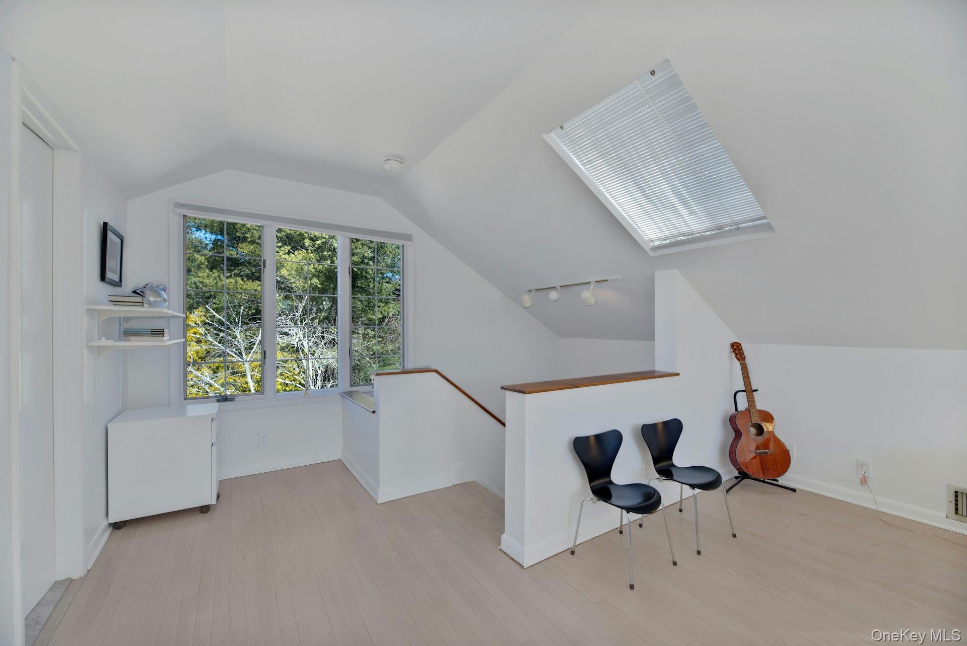 94 S Country Road, Remsenburg, NY 11960