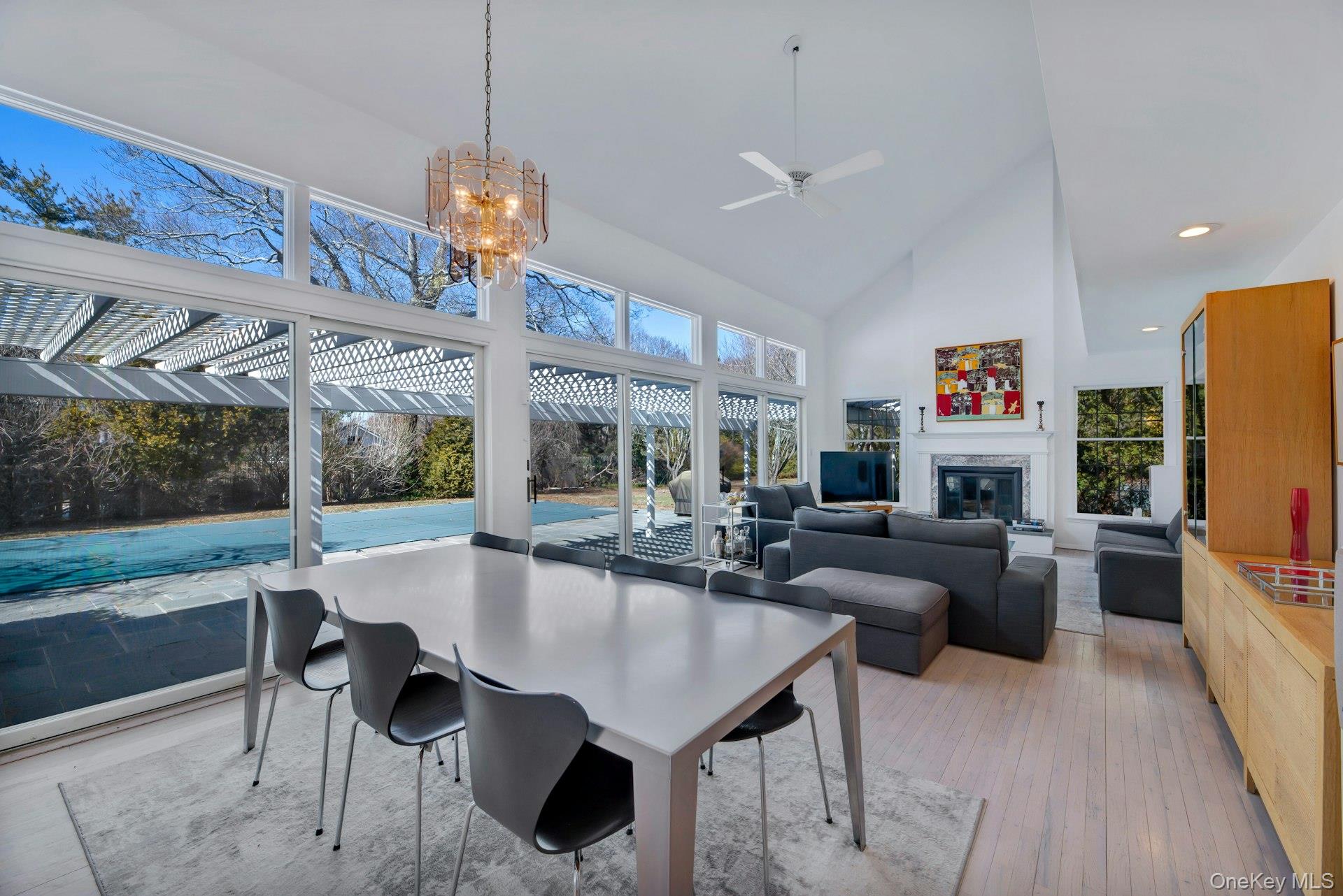 94 S Country Road, Remsenburg, NY 11960